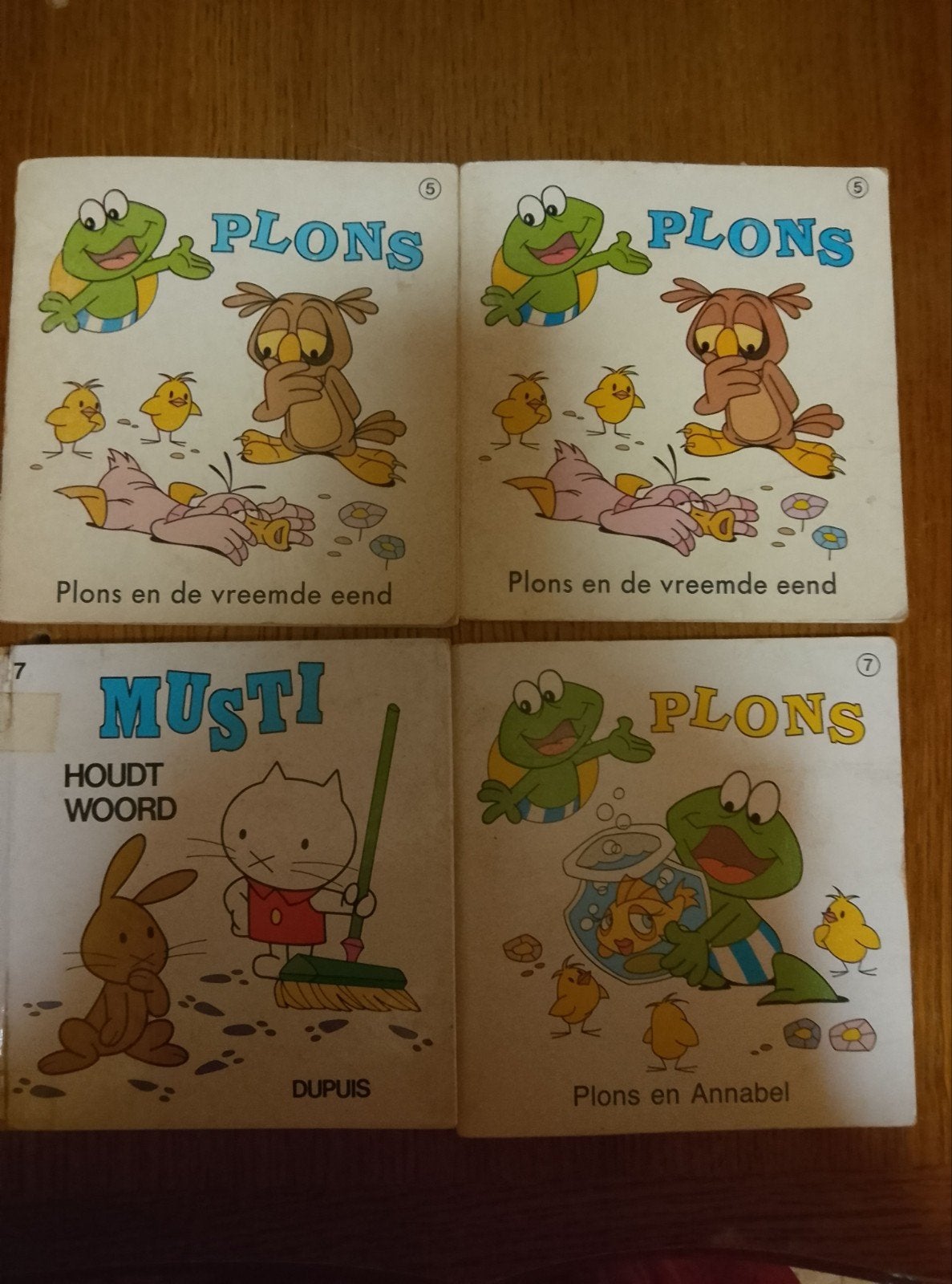 1 plons boekje,3 musti leesboekjes , 3 euro per stuk, Boeken, Ophalen