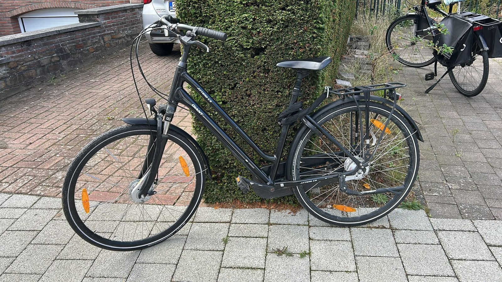 Vélo de ville noir, Enlèvement, Utilisé