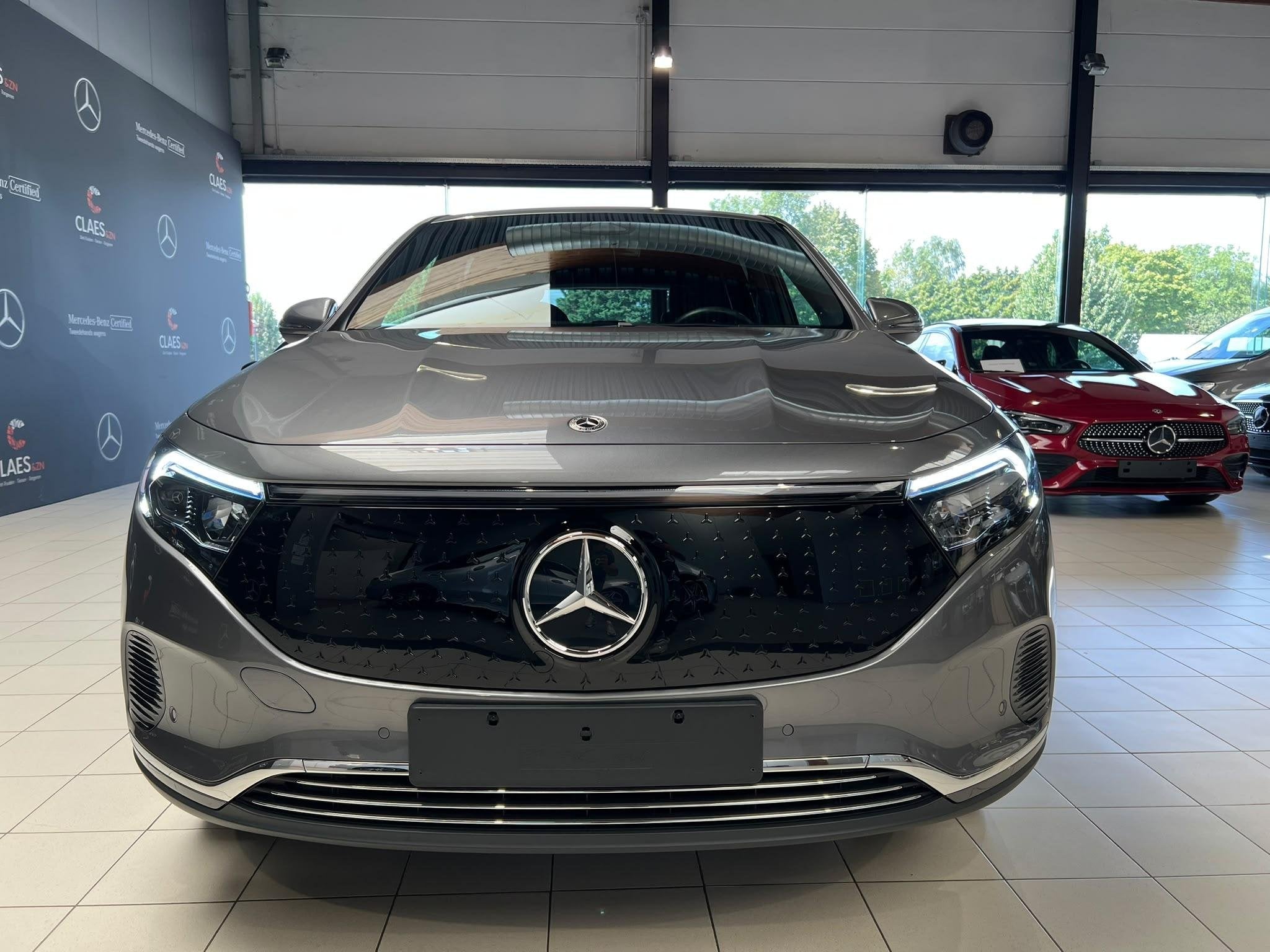 Mercedes-Benz EQA 250+ Business Line DOSSIER 9150, Auto's, Stof, Gebruikt, 5 deurs, 140 kW