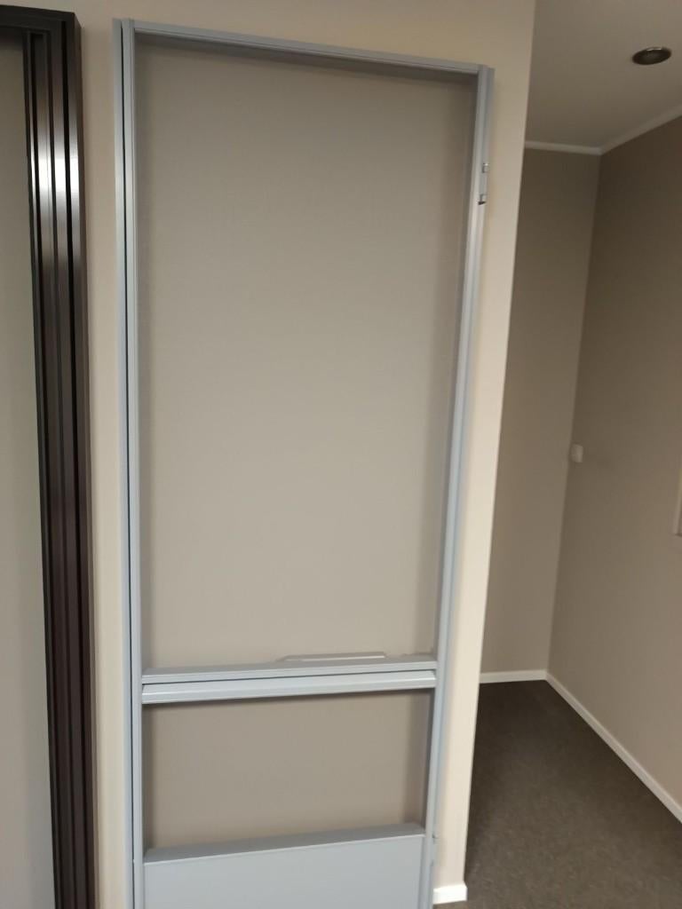 vliegendeur, Ophalen, 80 tot 100 cm, Metaal, 200 tot 215 cm