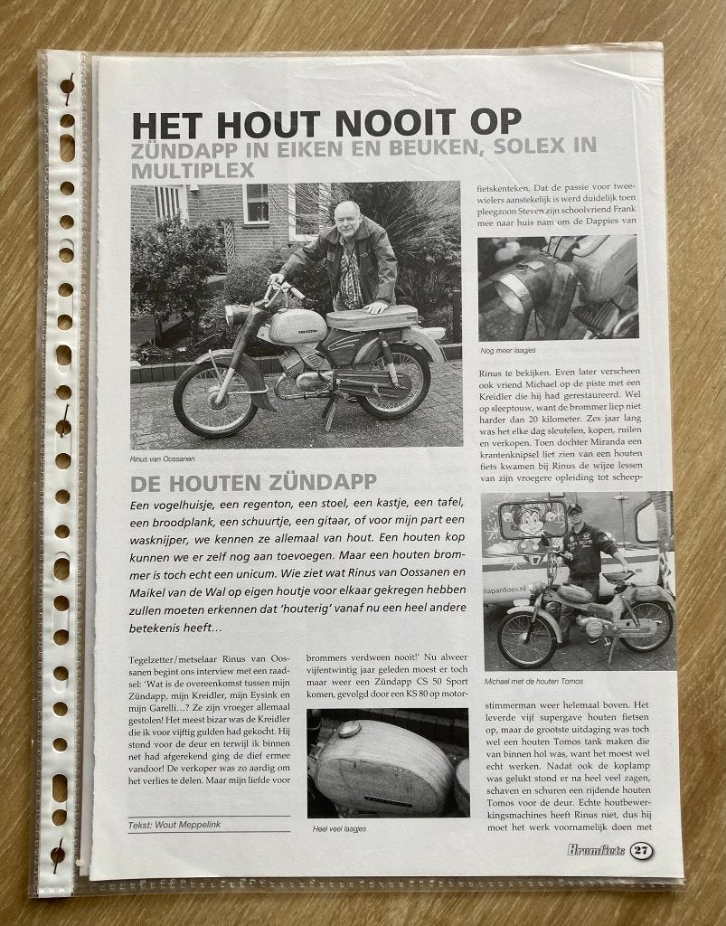 Map met documentatie Zundapp in eiken en Solex in multiplex, Envoi