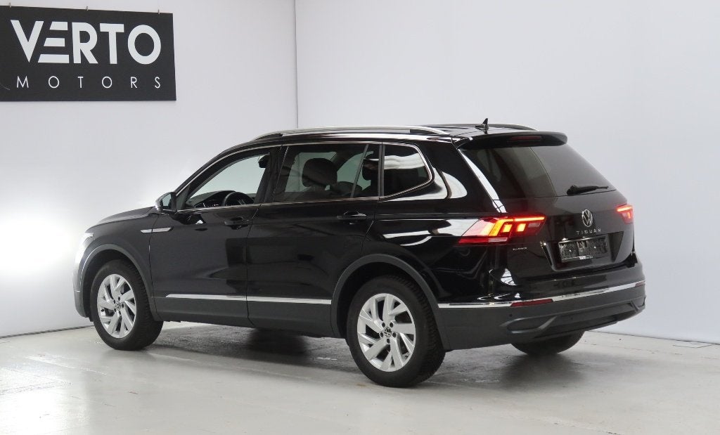 Volkswagen Tiguan Allspace TSI DSG 7plaatsen, Auto's, Dealer onderhouden, Stof, 1498 cc, 16 g/km