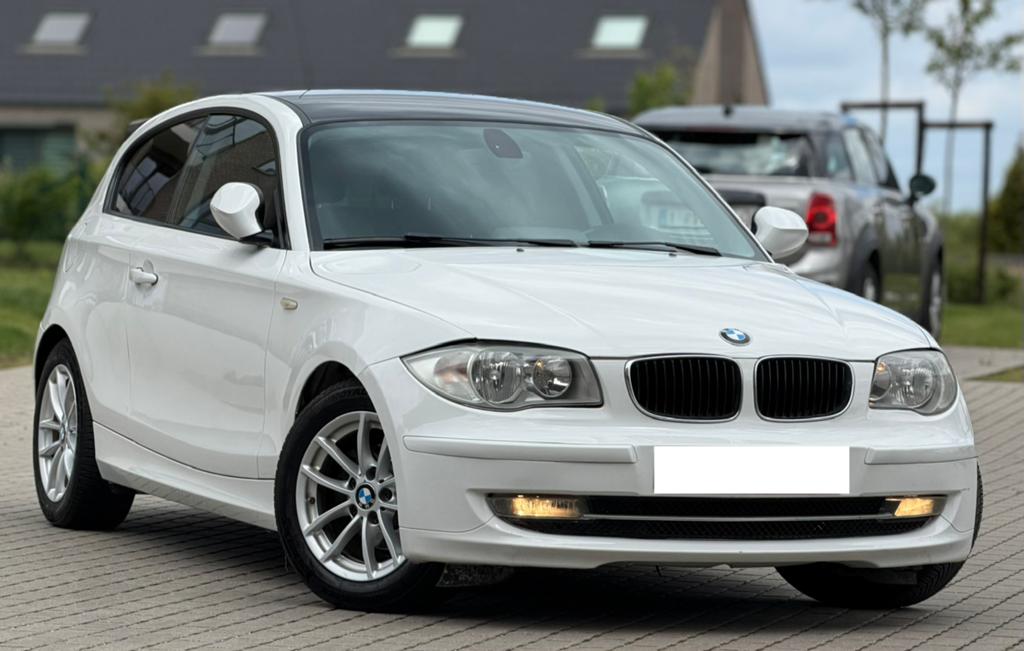 Bmw 116D E87 Etat neuf Prete a immatroule 154.000Km, Auto's, Euro 5, 1 Reeks, Te koop, Handgeschakeld
