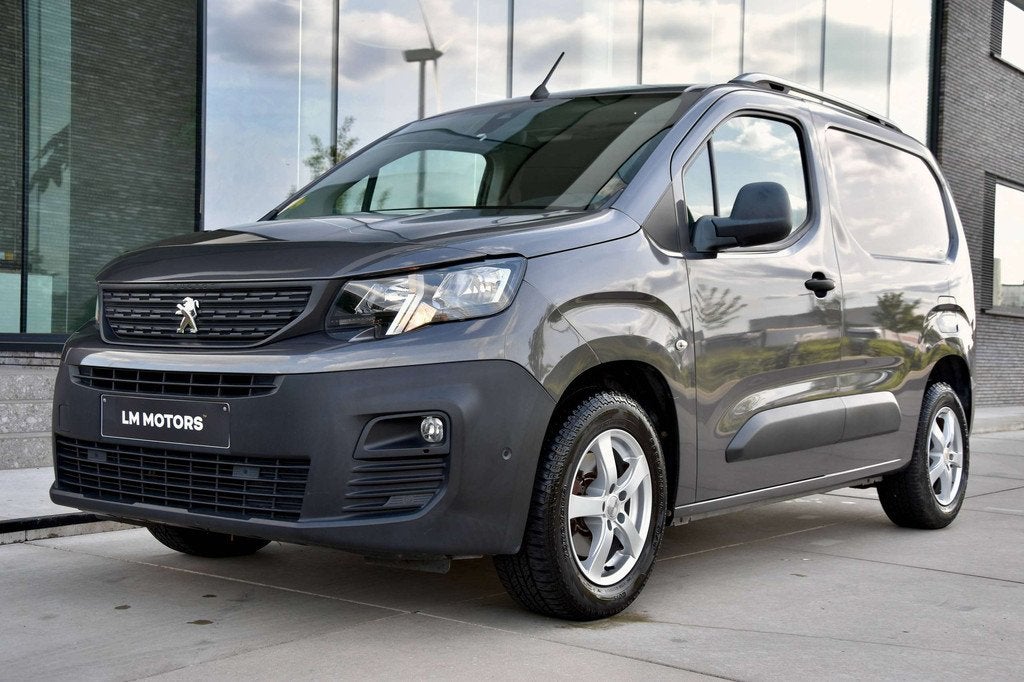 Peugeot Partner 1.5 BlueHDi * AUTOMAAT * 3 ZIT PLAATSEN, Autos, https://public.car-pass.be/vhr/fe72b0d0-7a1e-490b-b587-b6f16aeaf9e5