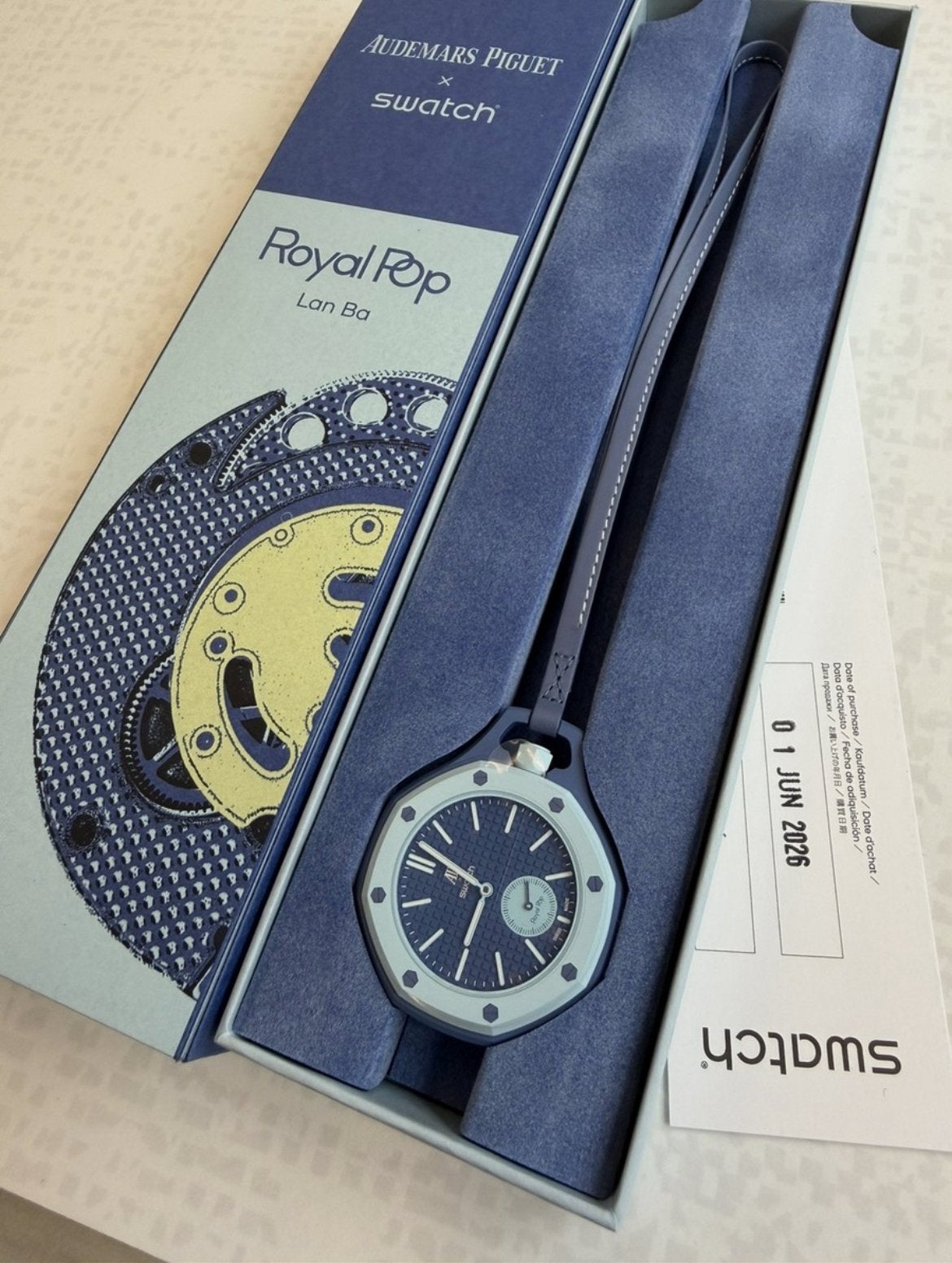 Montre de poche Swatch x AP — Édition bleue, Bijoux, Sacs & Beauté, Montres | Anciennes | Antiquités, Autres marques, Inconnu