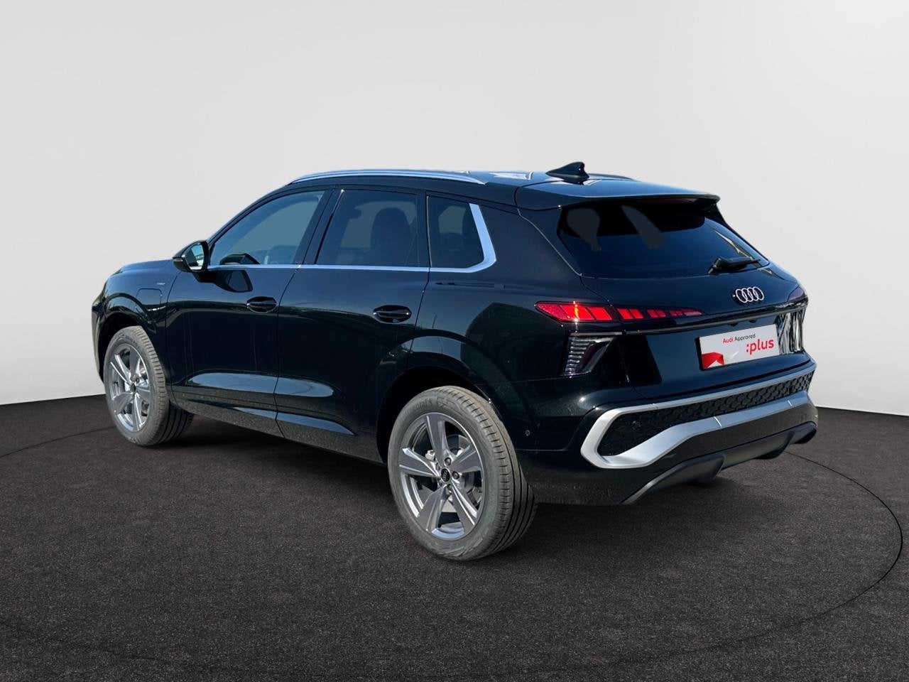 Audi Q3 SUV e-hybrid (PHEV) Q3 SUV e-hybrid 1.5 TFSI Corpora, Auto's, Automaat, https://public.car-pass.be/vhr/69f0c7b0-6f97-4f69-8c31-2577790126e3