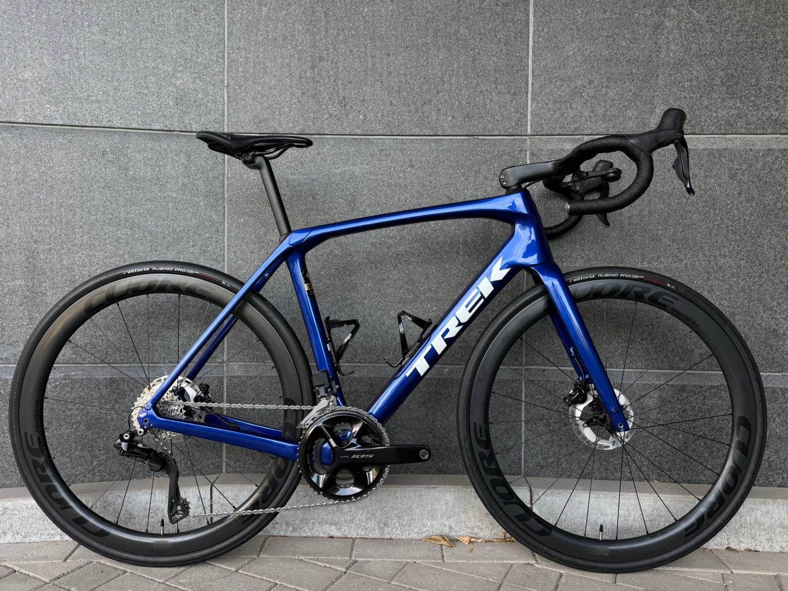 Trek Domane SL6 Gen 4 Shimano 105 Di2 [56cm], 28 inch, Heren, Zo goed als nieuw, Meer dan 20 versnellingen