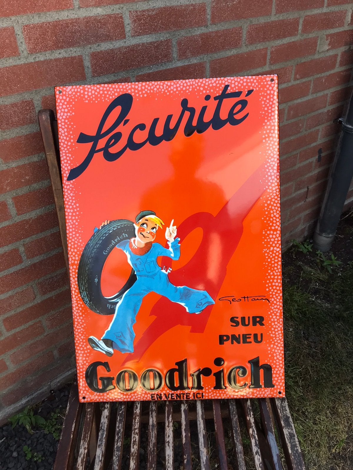 Panneau d'affichage en émail pour pneus Goodrich, Enlèvement ou Envoi, Comme neuf, Panneau publicitaire