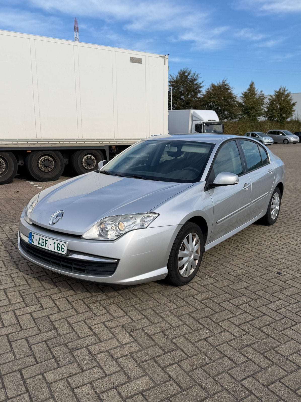 Renault Laguna 1.6 Benzine / Eerste eig / Airco / Gekeurd, Auto's, Voorwielaandrijving, Stof, 4 cilinders, https://public.car-pass.be/vhr/77e0f970-bc8a-4744-9b5e-344ce2a36a67