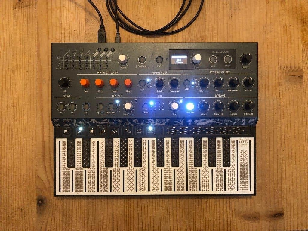 Arturia MicroFreak, Muziek en Instrumenten, Synthesizers, Ophalen, Zo goed als nieuw