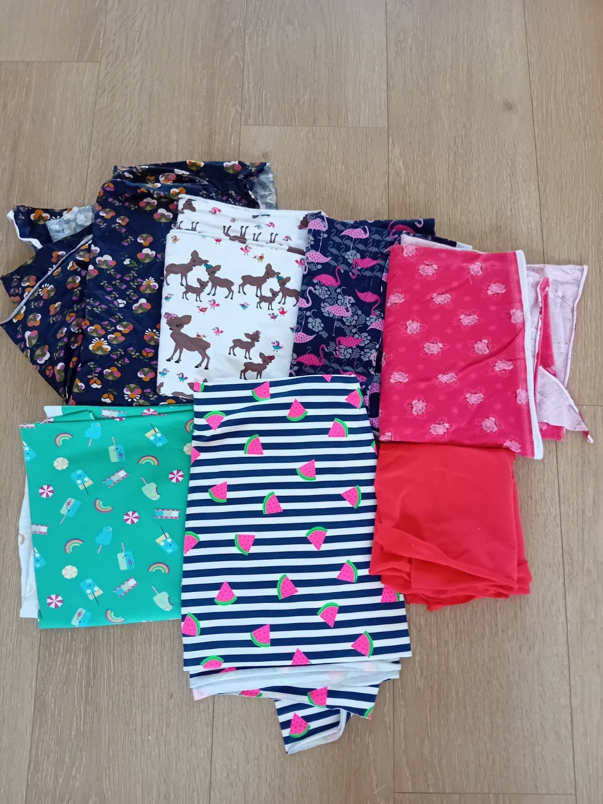 Pakket stoffen tricot, Hobby en Vrije tijd, Ophalen of Verzenden