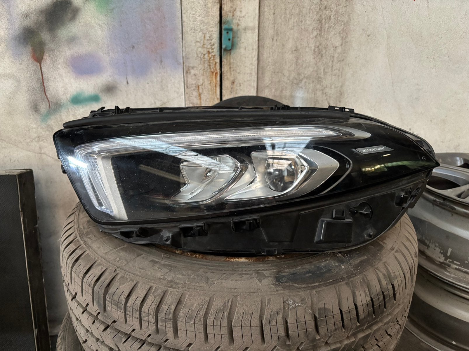 Phare AVG Mercedes Classe A W177 A1779062700 Full Led, Enlèvement