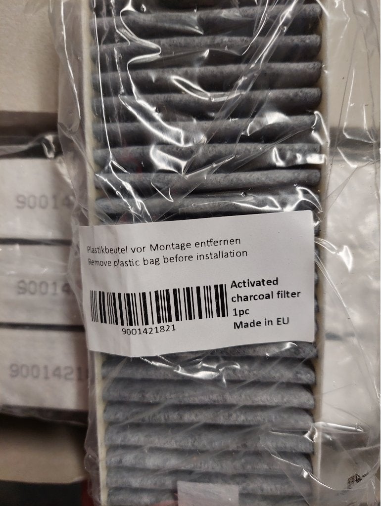 Lot de 4 filtres à charbon actif (modèles 9001421821), Electroménager, Enlèvement, Neuf, Encastré