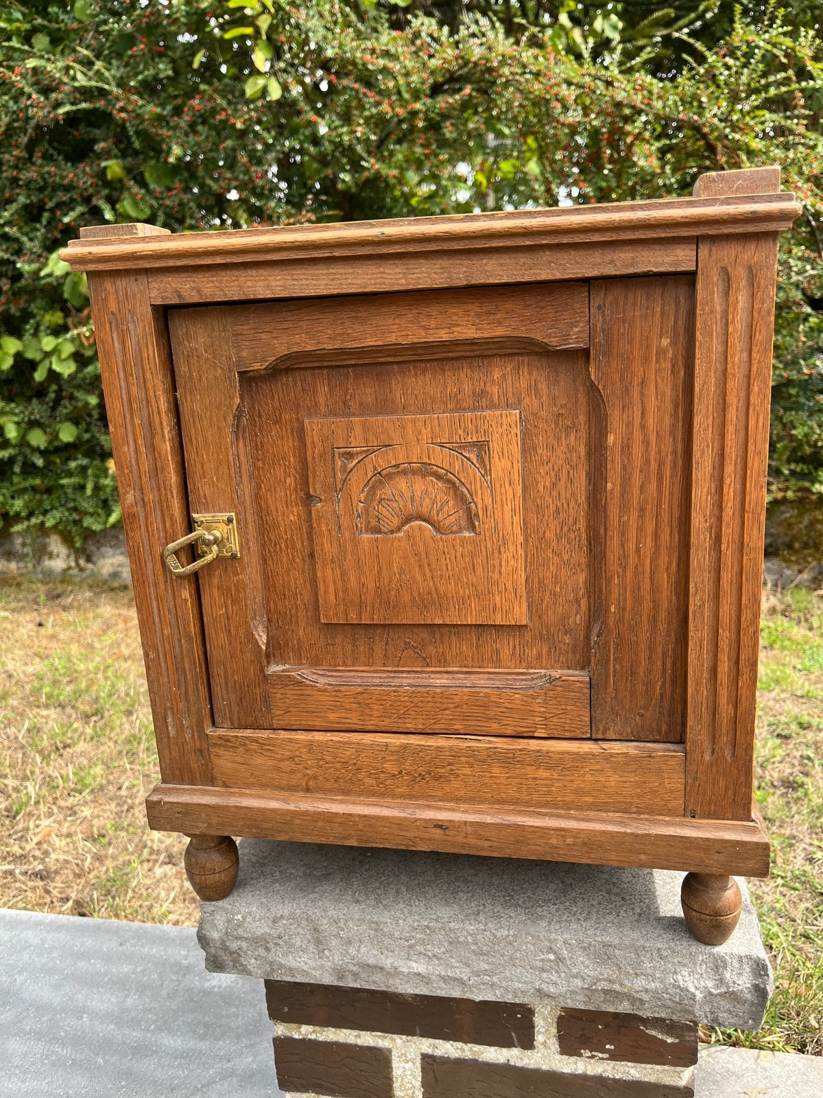 Table de chevet / Petit meuble, Maison & Meubles, Enlèvement, Utilisé