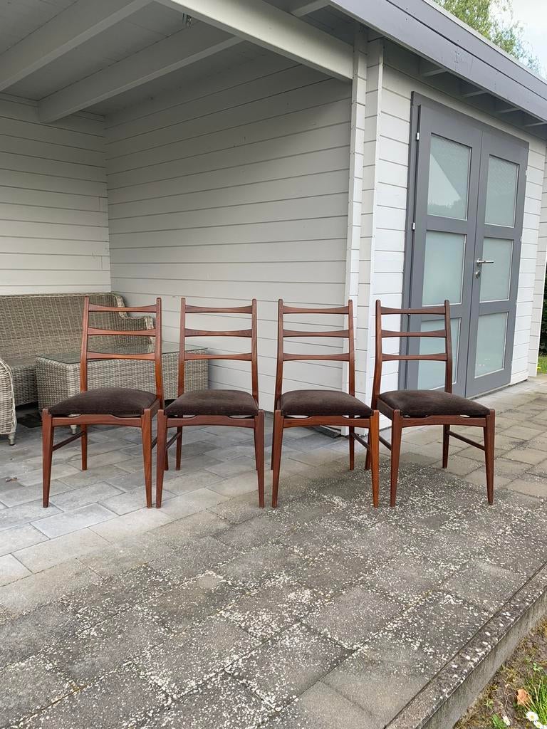 Van Teeffelen wébé stoelen, Huis en Inrichting, Ophalen, Gebruikt, Bruin, Vintage