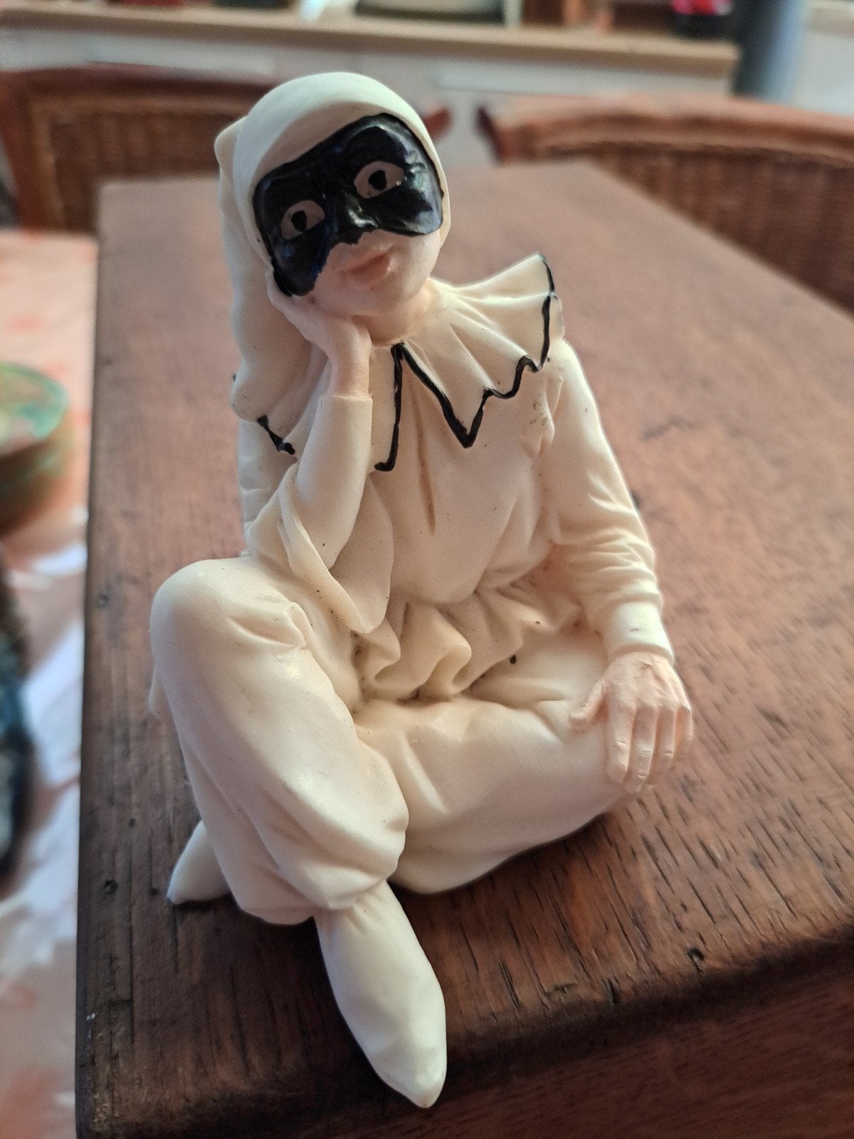 statuette, Enlèvement ou Envoi