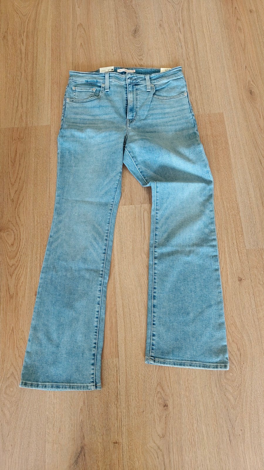 Levis Jean 725 High-Rise Bootcup T31, Vêtements | Femmes, Jeans, Neuf, Enlèvement ou Envoi, Levi Strauss & Co., W30 - W32 (confection 38/40)