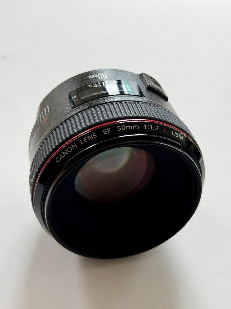 Canon EF 50mm 1/1.2 L USM, Ophalen, Zo goed als nieuw, Standaardlens