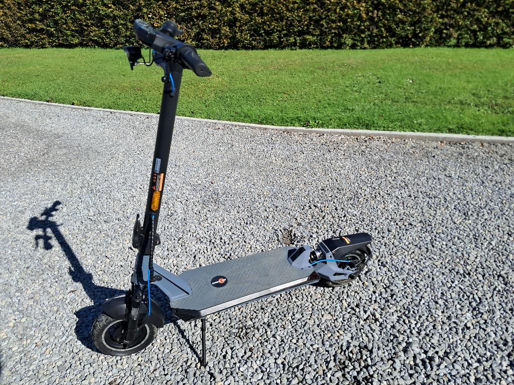Trottinette électrique Kingsong N12 PRO., Enlèvement, Comme neuf, Step électrique (E-scooter), KINGSONG