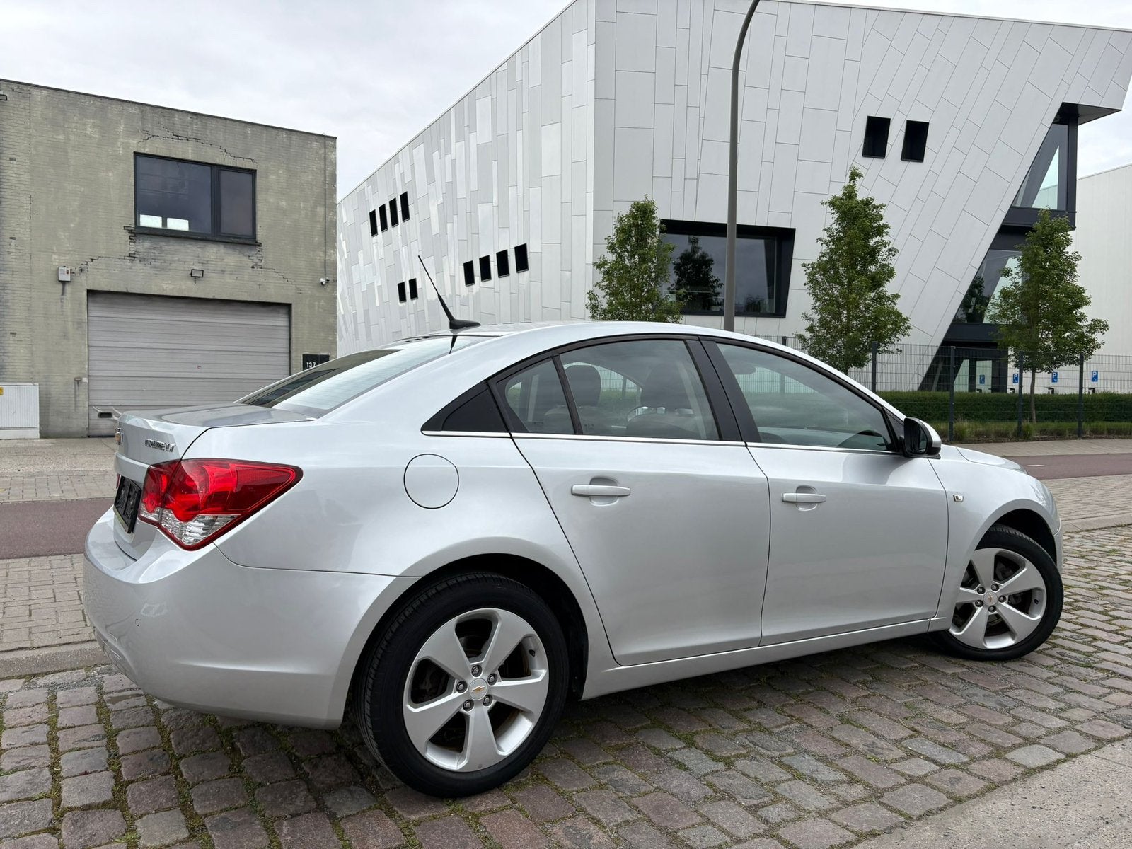 Chevrolet Cruze | 12 M Garantie | 90 Dkm | Benzine | 2012 |, Auto's, Stof, 174 g/km, Zwart, 4 cilinders