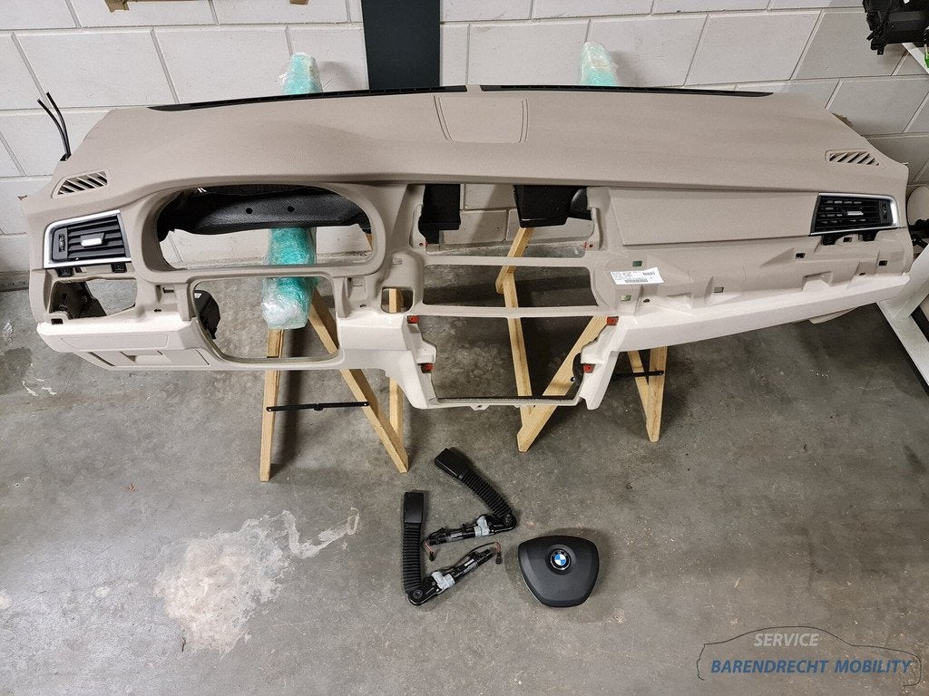 Airbagset BMW F07 5 serie Gran Turismo GT beige dashboard st, Petuelring 130
80788  Munich, DE, Gebruikt, Info@bmw.de, BMW