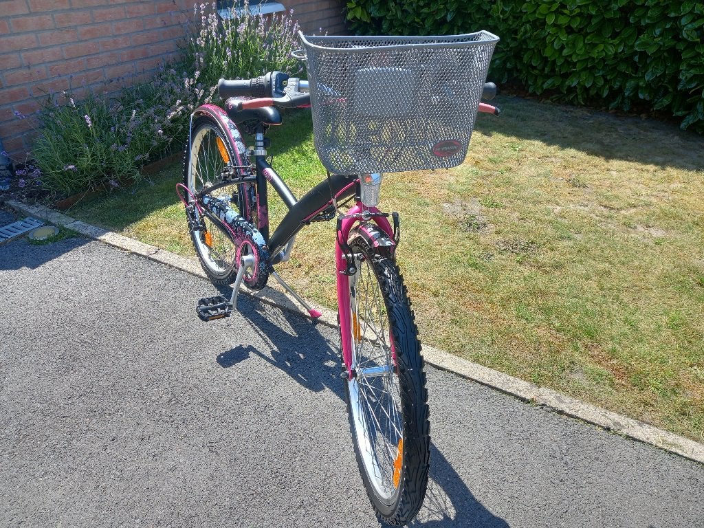Très beau fille  vélo 24 pouces  Decathlon Poply avec panier, Ophalen, Zo goed als nieuw, 24 inch, Versnellingen