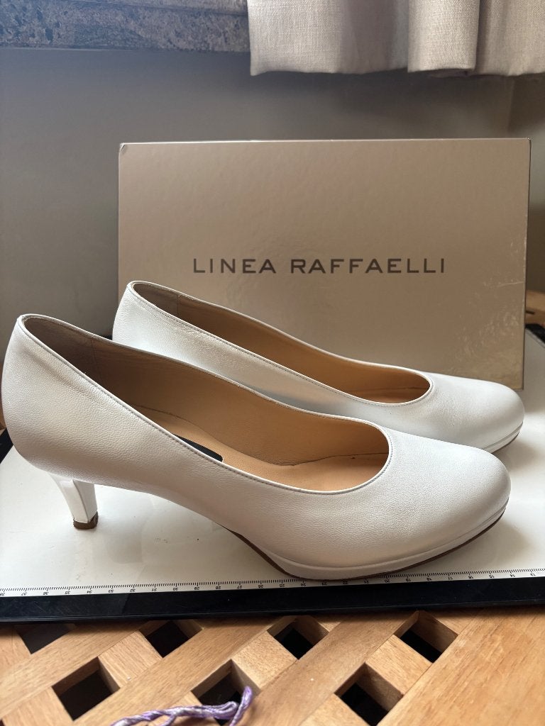 trouwschoenen, Kleding | Dames, Trouwkleding en Trouwaccessoires, Linea raffaelli, Beige, Schoenen, Ophalen of Verzenden
