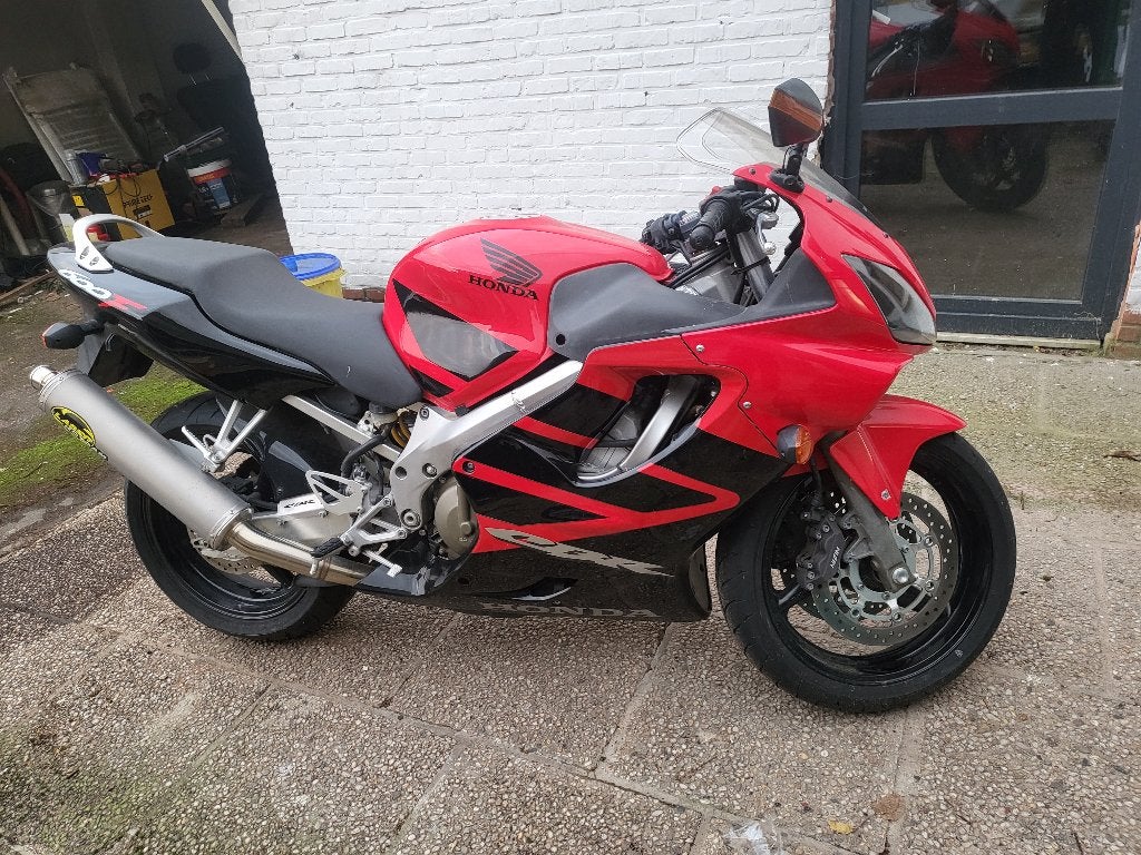 Cbr 600, Ophalen