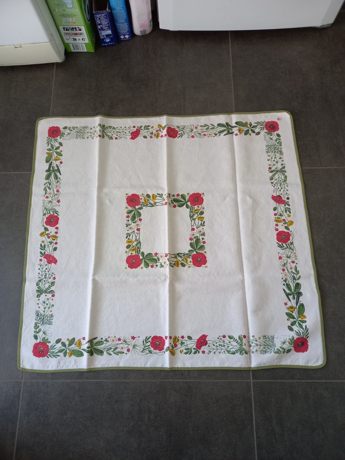 Vintage tafelkleedjes, Huis en Inrichting, Tafelkleden, Tafelloper, Ophalen of Verzenden