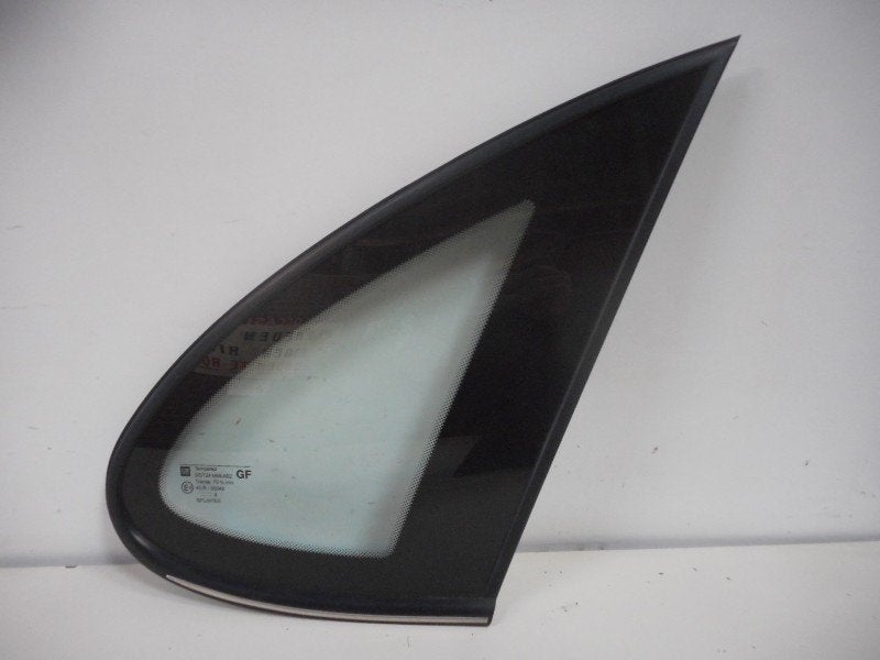 VITRE LATERALE ARRIÈRE DROIT Opel Vectra B (36), Autos : Pièces & Accessoires, Vitres & Accessoires, Opel, Utilisé