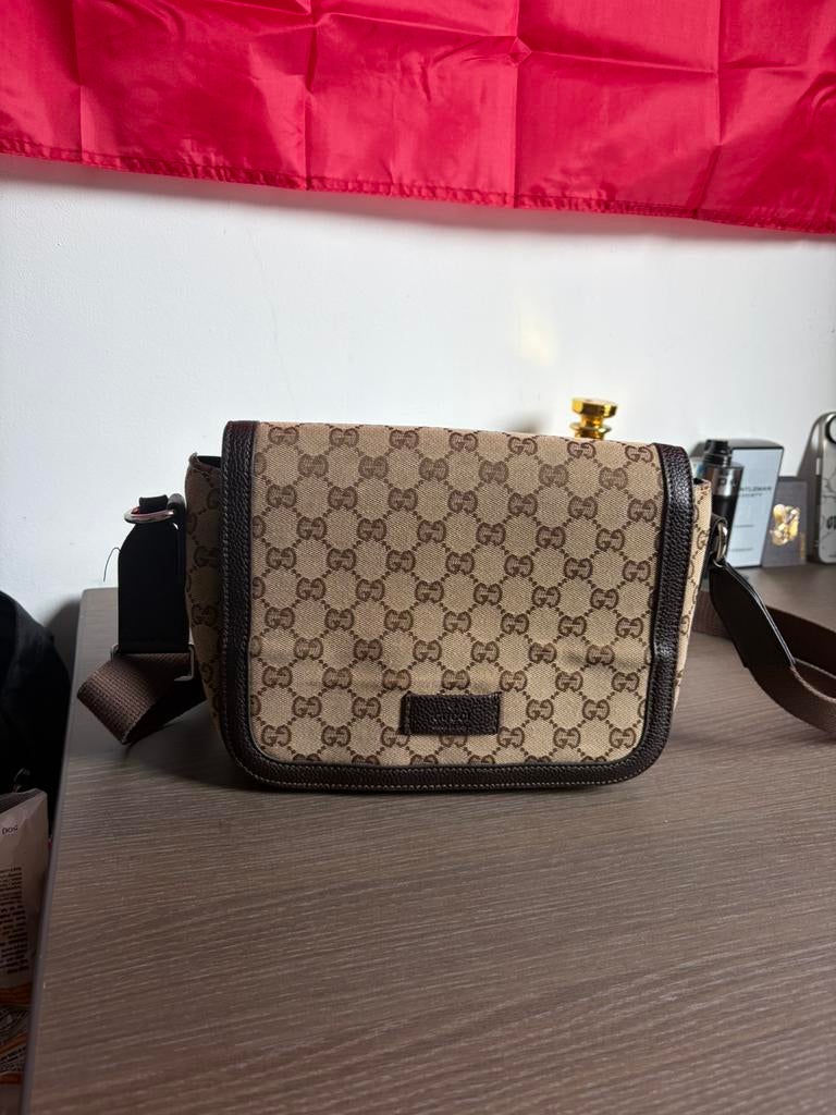 Sacoche gucci 70€, Ophalen, Zo goed als nieuw