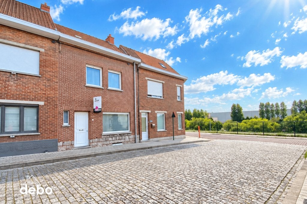 Centraal en rustig gelegen woning met 3 slaapkamers, Immo, Maison 2 façades, Province de Flandre-Occidentale, Harelbeke, 165 m²
