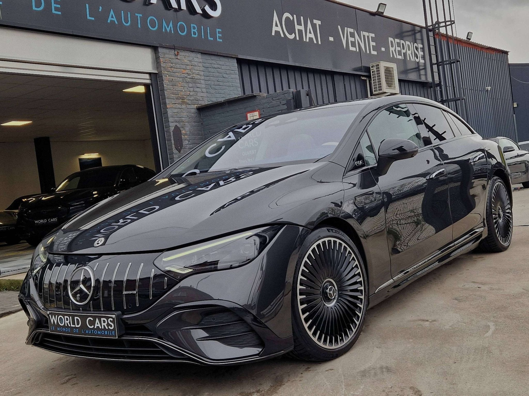 Mercedes-Benz EQE 43 EQE AMG 4 MATIC - TVAC/BTW-IN - MBUX HY, Autos, Cuir, Argent ou Gris, 4 portes, Entreprise