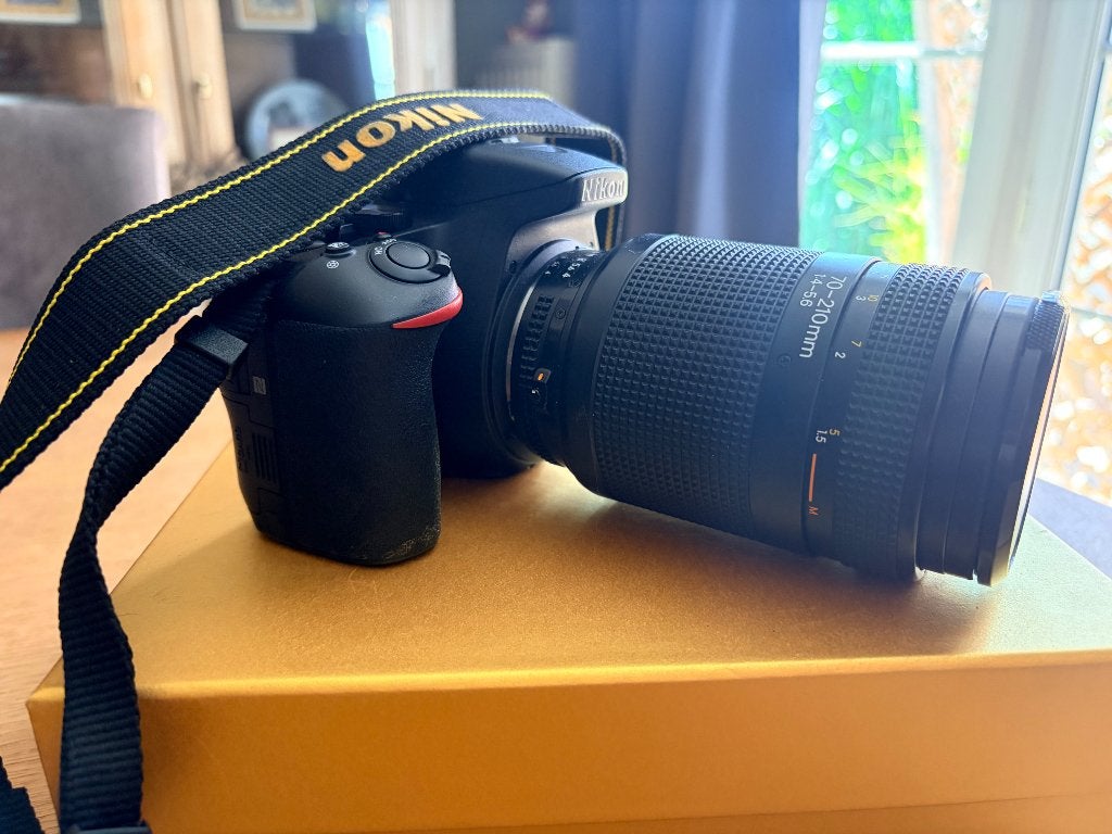 Nikon D5600, Audio, Tv en Foto, Fotocamera's Digitaal, Zo goed als nieuw, Spiegelreflex, Nikon, Minder dan 4 keer, Bluetooth, Handmatige focus