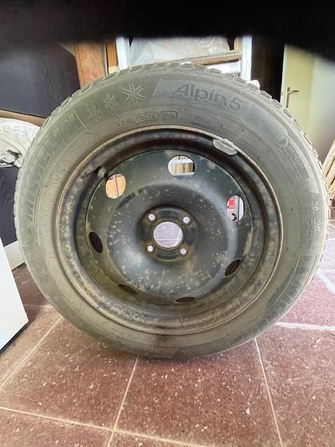 winterbanden op velg, Autos : Pièces & Accessoires, Pneus & Jantes, Pneus et Jantes, Pneus hiver, 16 pouces, 215 mm, Véhicule de tourisme