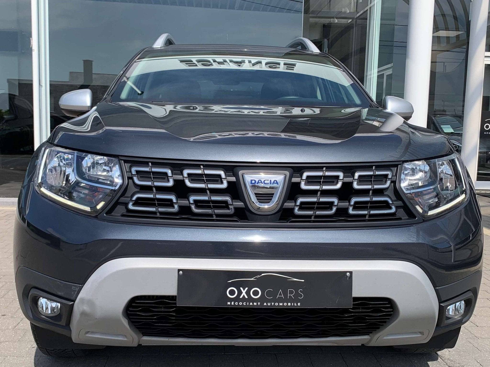 Dacia Duster 1.0 ECO-G 100CV / PRESTIGE / ESSENCE + LPG / AI, Auto's, Dacia, Voorwielaandrijving, Stof, Gebruikt, Euro 6