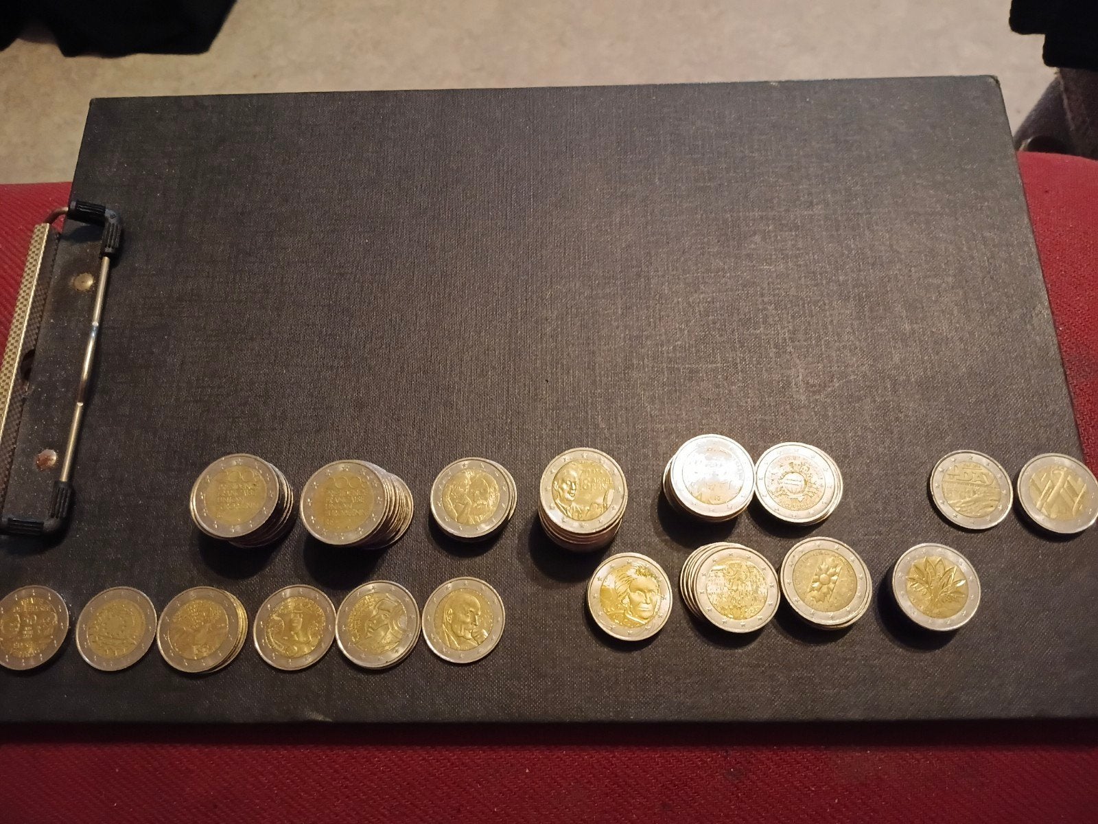 18 verschillende Franse 2 euromunten, Postzegels en Munten, Ophalen