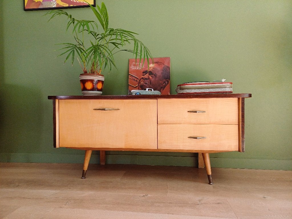 Armoire dressoir vintage avec pieds fuselées, Enlèvement, 100 à 150 cm, Vintage, Moins de 100 cm