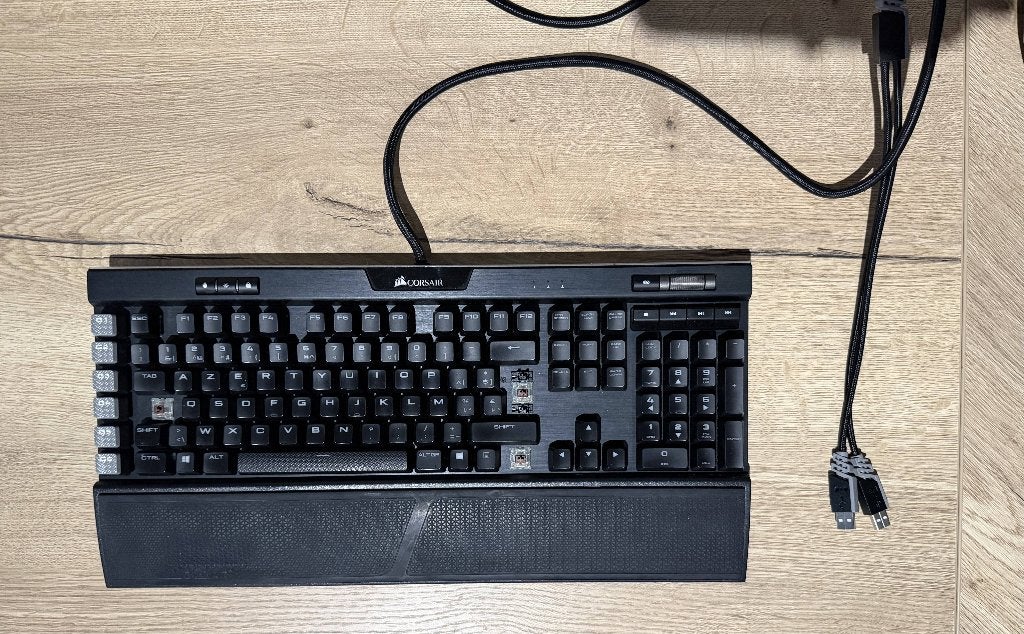 Corsair K95 RGB Platinum keyboard, Computers en Software, Multi-device, Gebruikt, Azerty, Ophalen of Verzenden
