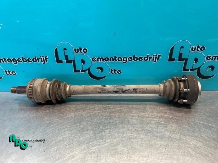 Arbre de transmission arrière gauche d'un BMW 3-Serie (3-Se, Autos : Pièces & Accessoires, -, 3 mois de garantie, Utilisé, -