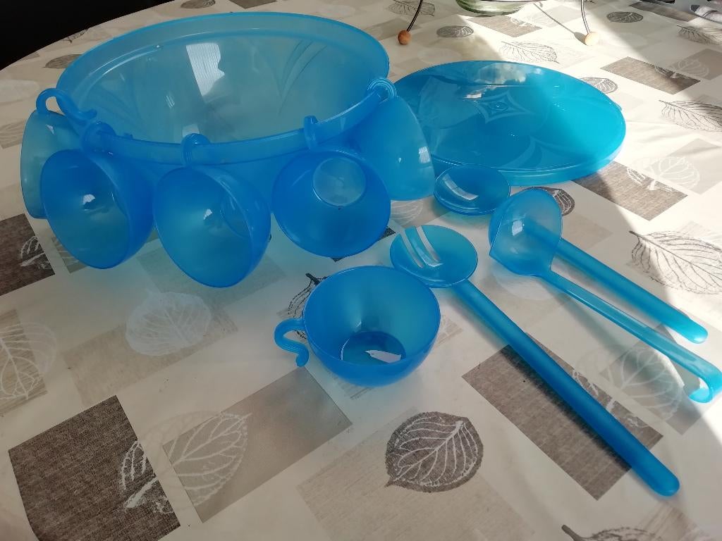 NIEUW Punch bowl + 6 tasjes + lepels, Huis en Inrichting, Ophalen of Verzenden, Nieuw, Overige materialen, Overige typen