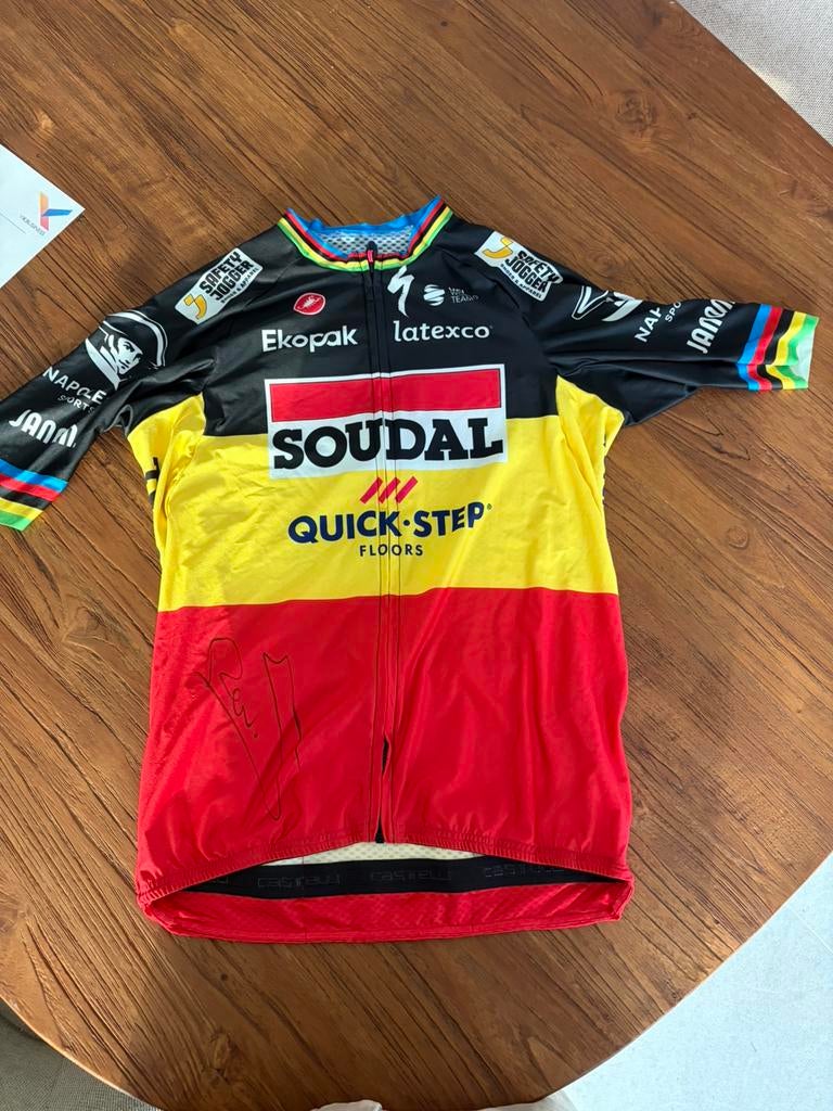 Wk wielertuitje gesigneerd door Remco Evenepoel, Fietsen en Brommers, Fietsaccessoires | Fietskleding, Ophalen, Zo goed als nieuw
