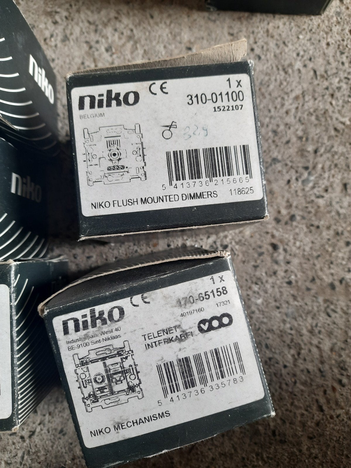 variateurs Niko, boîtiers montés en saillie, arrêt, détecteu, Enlèvement ou Envoi, Neuf, Variateur