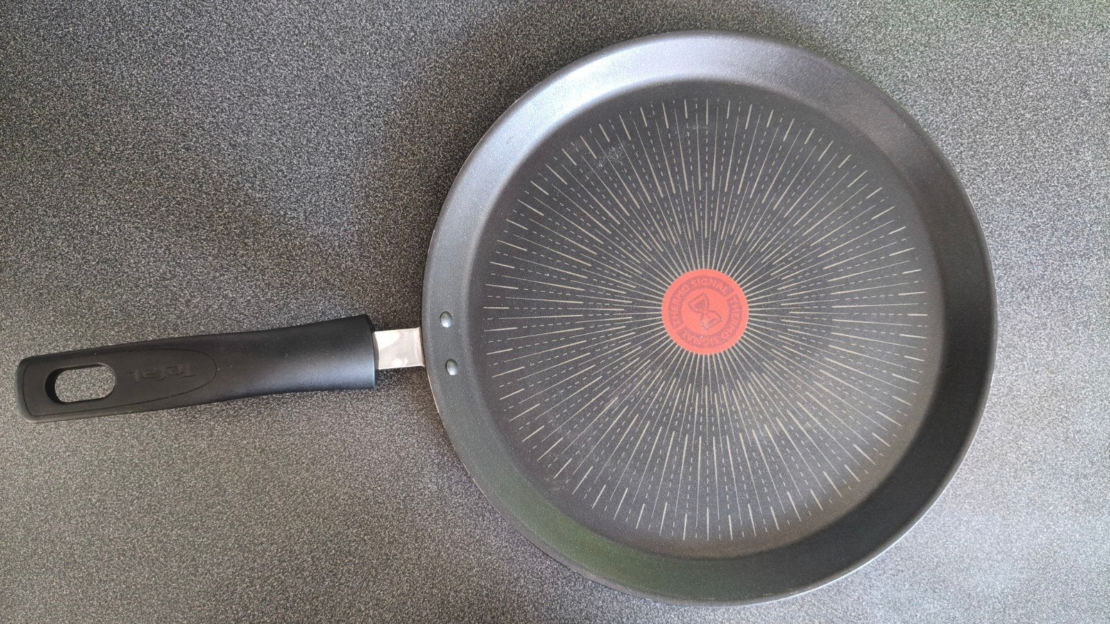 Tefal Pannenkoekenpan, Huis en Inrichting, Keuken | Potten en Pannen, Pannenkoekenpan, Tefal, Aluminium, Ophalen of Verzenden