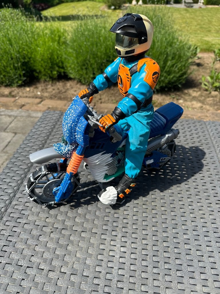 Action man met motor, Kinderen en Baby's, Speelgoed | Actiefiguren, Ophalen, Zo goed als nieuw