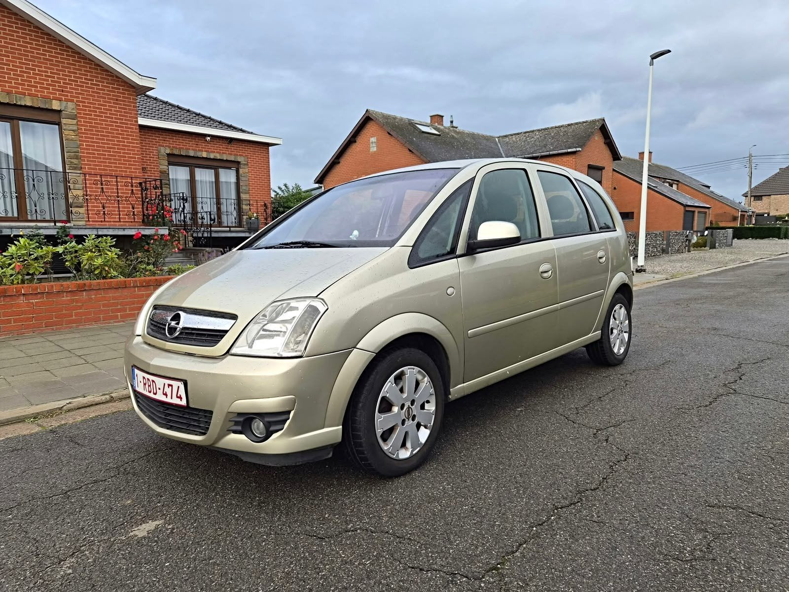 OPEL MERIVA 1.6ESSENCE AUTOMATIQUE PRÊTE A IMMATRICULER, Auto's, Automaat, Euro 5, Stof, Zwart