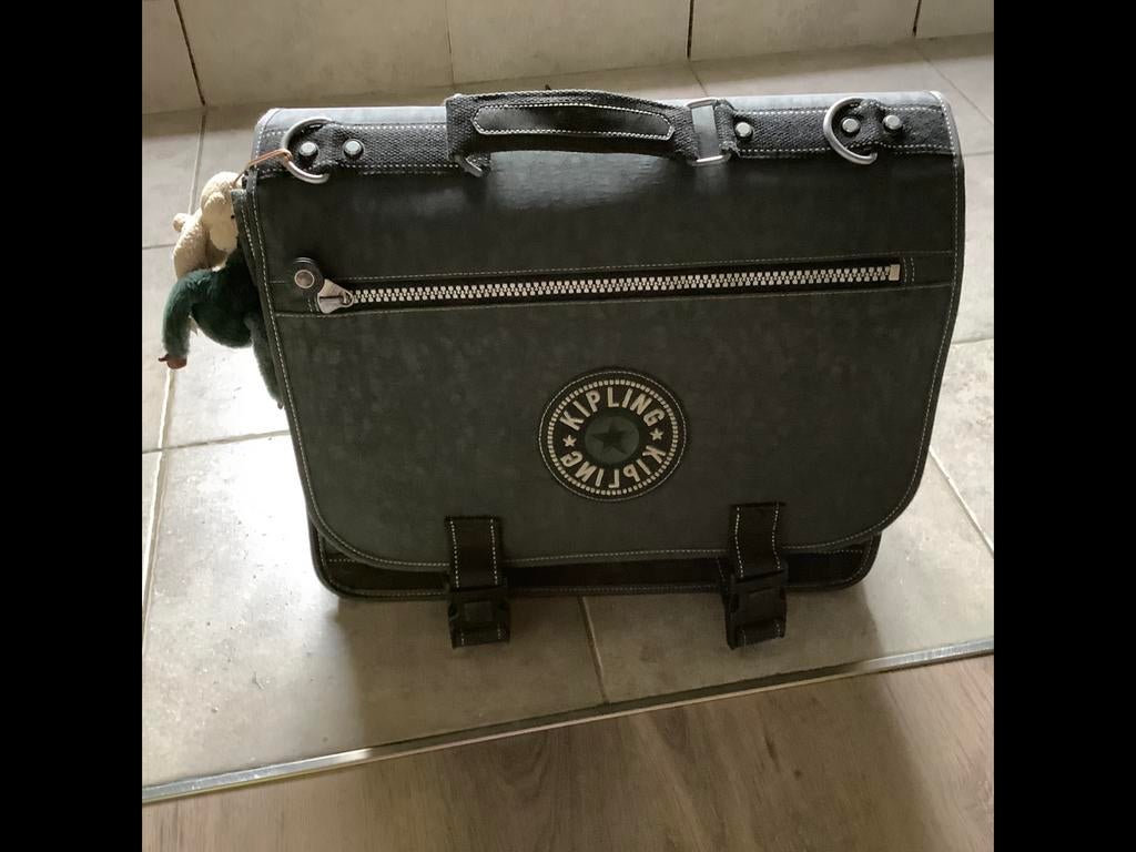 Cartable pour enfants de 6 ans et plus, Enlèvement, Comme neuf