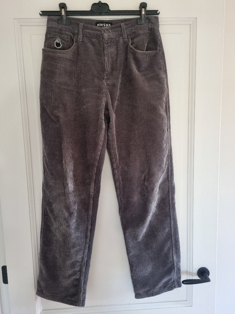 Baggy ribfluwelen broek (jongen) - NNSNS - maat: 26/30, Ophalen of Verzenden, Zo goed als nieuw, NNSNS, Grijs
