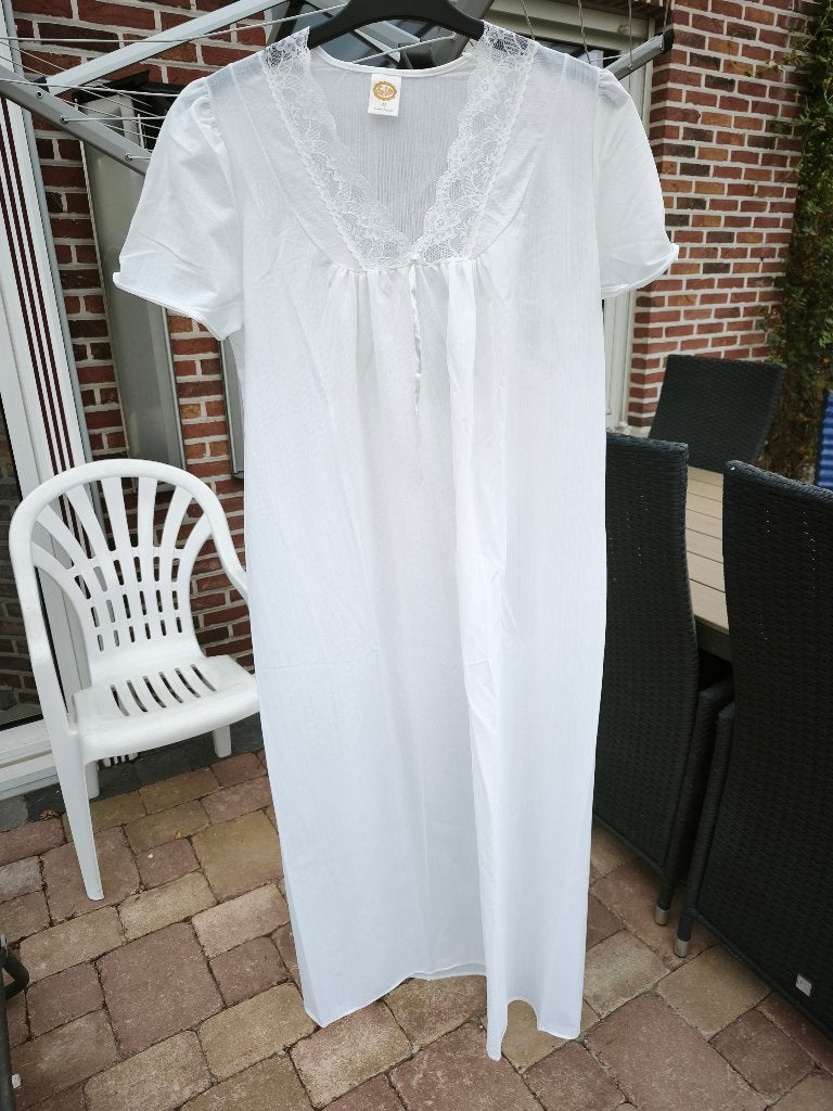 Nachtkleed C&A Eurobella Maat 42 wit zijde achtig, C&A., Enlèvement, Comme neuf, Taille 42/44 (L)