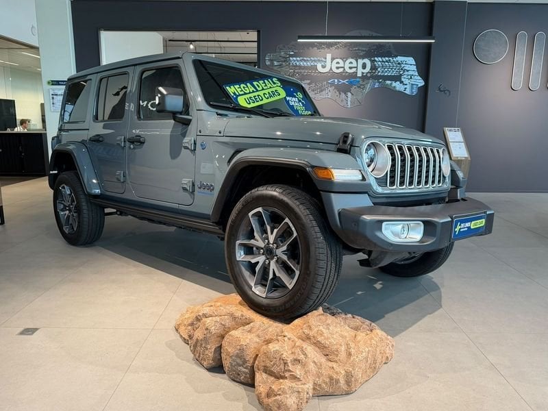 Jeep Wrangler Unlimited 4xe PHEV Sahara AT8 4X4, Automaat, Zwart, 4 cilinders, Bedrijf
